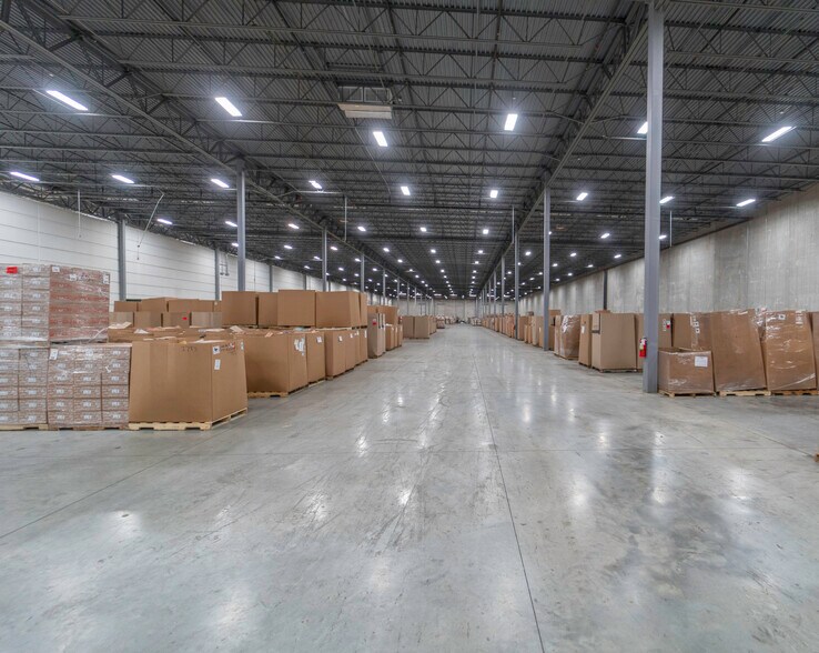More Photos Of 6900 Morris Estate Dr, Charlotte Manufacturing For Lease