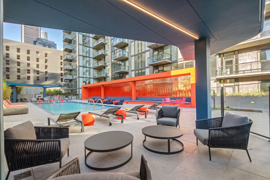 More Photos Of 801 S Hope St, Los Angeles Apartments For Lease