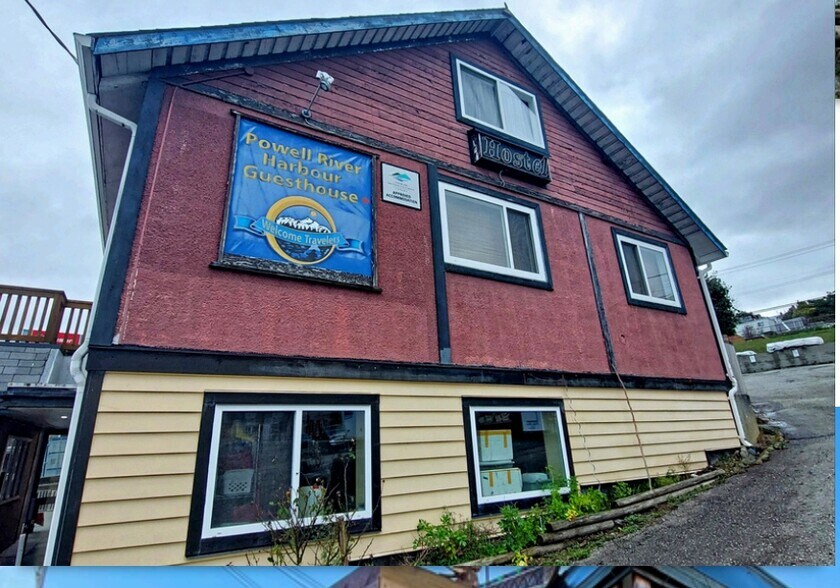 More Photos Of 4454 Willingdon Av, Powell River General Retail For Sale