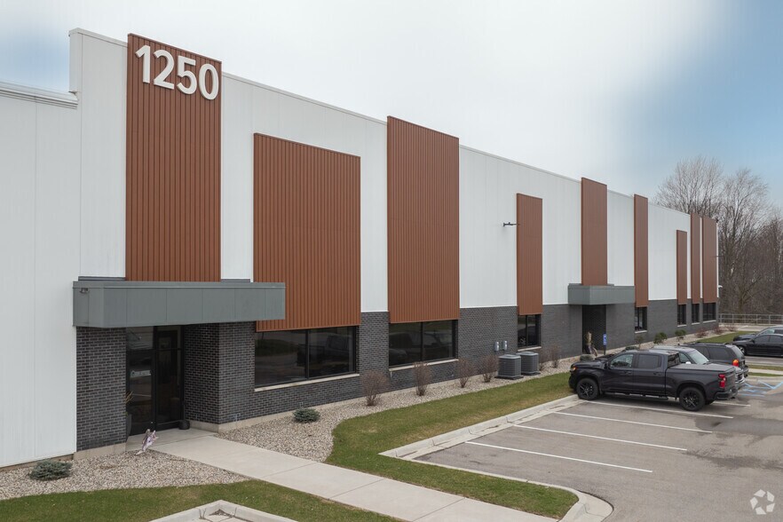Primary Photo Of 1250 60th St, Byron Center Manufacturing For Lease