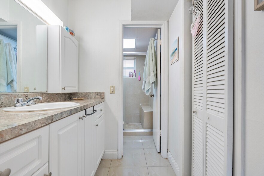 More Photos Of 2400 NW 16th Street Rd, Miami Apartments For Sale