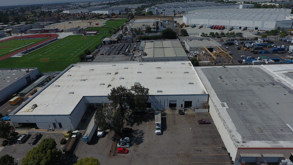 More Photos Of 13904 Maryton Ave, Santa Fe Springs Warehouse For Lease