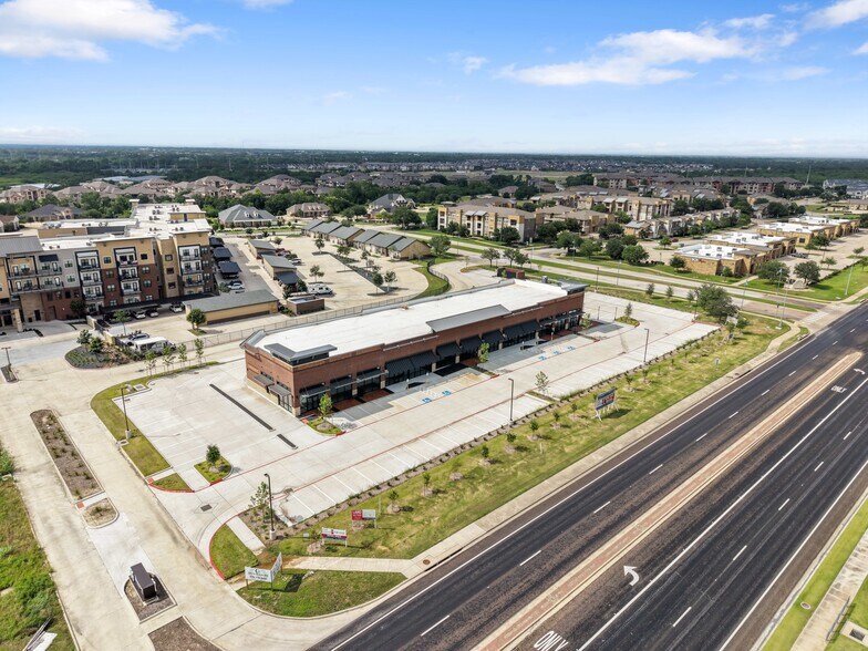 More Photos Of 3339-3349 University Drive, Bryan General Retail For Lease