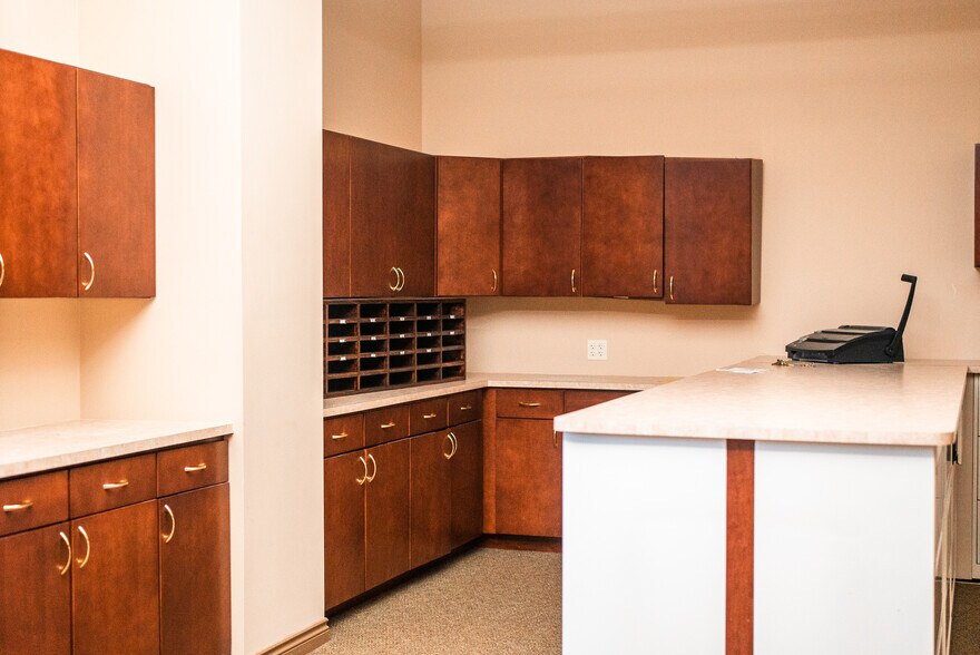 More Photos Of 125 S Kalamazoo Mall, Kalamazoo Office For Lease