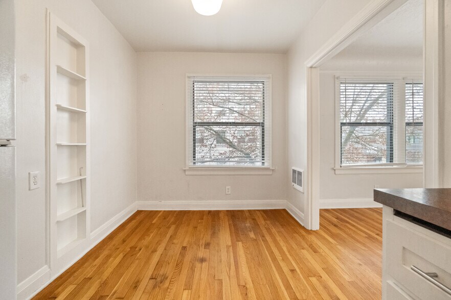 More Photos Of , Portland Multifamily For Sale