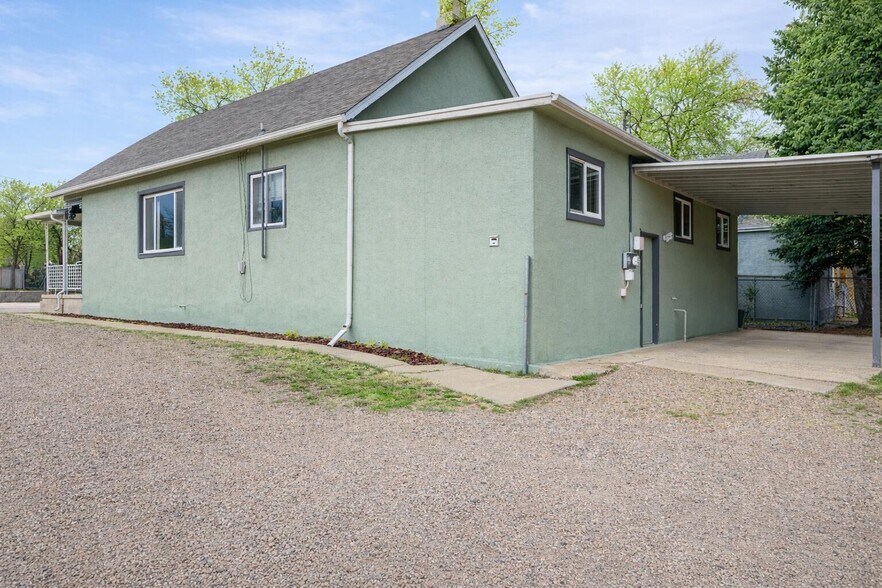 More Photos Of 125 E 5th St, Walsenburg Office For Sale