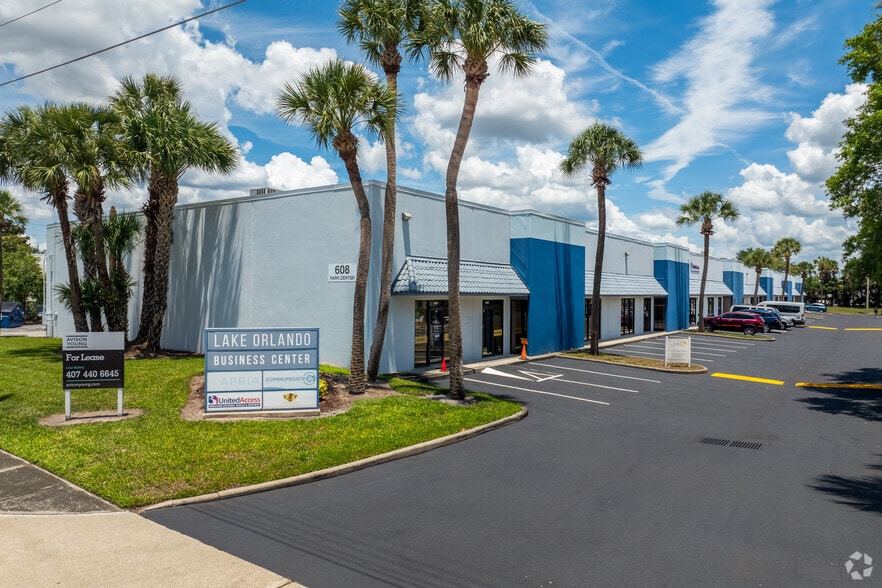Primary Photo Of 3443-3479 Parkway Center Ct, Orlando Unknown For Lease