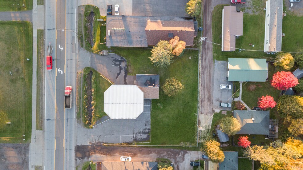 More Photos Of 1219 7th Ave, Two Harbors Convenience Store For Sale