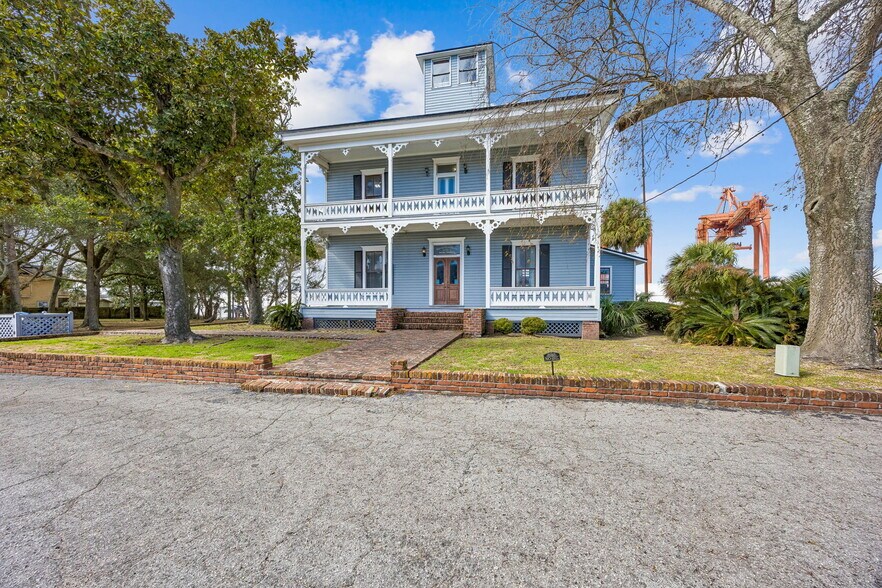More Photos Of 501 N 3rd St, Fernandina Beach Office For Sale