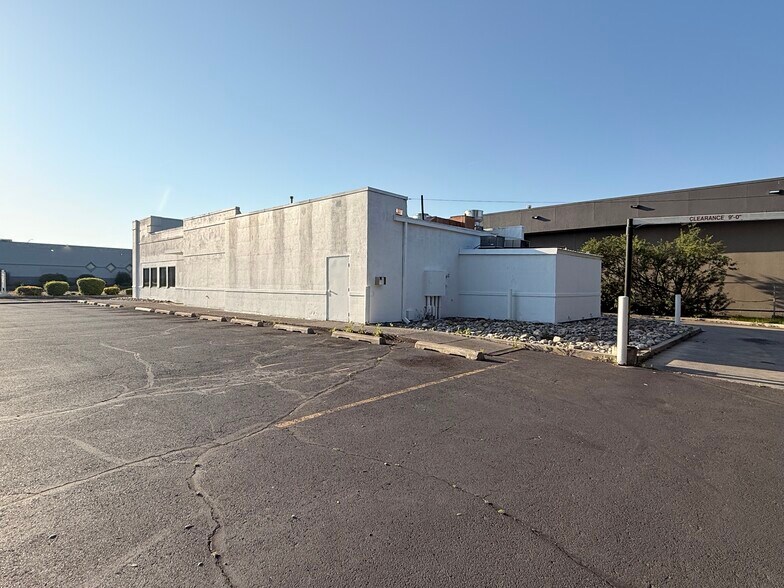 More Photos Of 9229 N Division St, Spokane Fast Food For Lease
