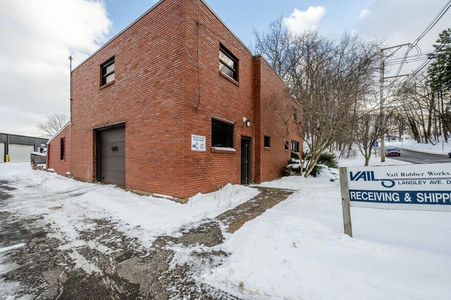 More Photos Of 521 Langley Ave, Saint Joseph Industrial For Sale