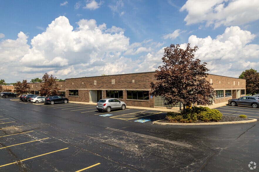 More Photos Of 6325 Cochran Rd, Solon Office For Sale