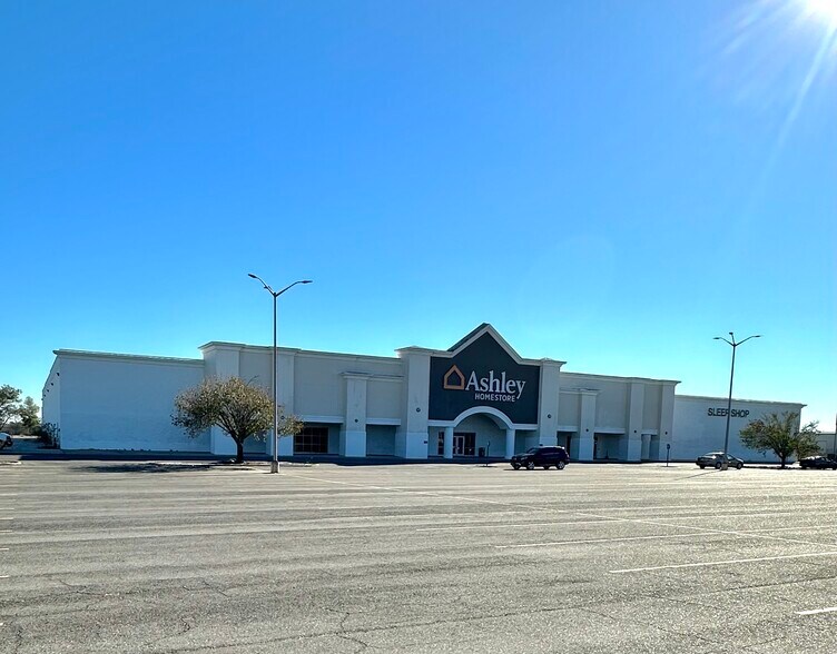 More Photos Of 3625 Highway 14, Lake Charles General Retail For Lease