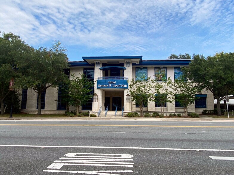 Primary Photo Of 2020 W University Ave, Gainesville Office For Lease