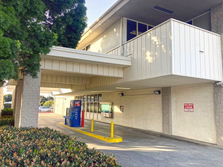 More Photos Of 5808 Telephone Rd, Ventura Office For Lease