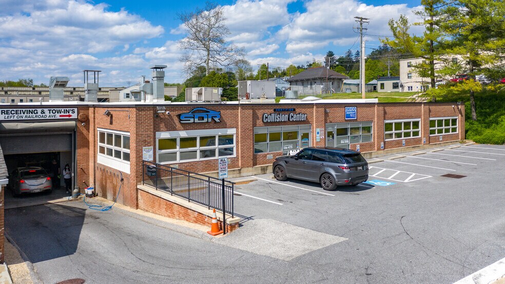 More Photos Of 100 Cockeysville Rd, Hunt Valley Flex For Lease