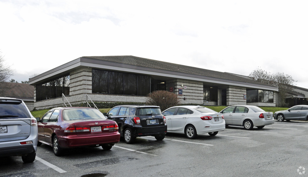 Primary Photo Of 4740 Corridor Pl, Beltsville Office For Lease