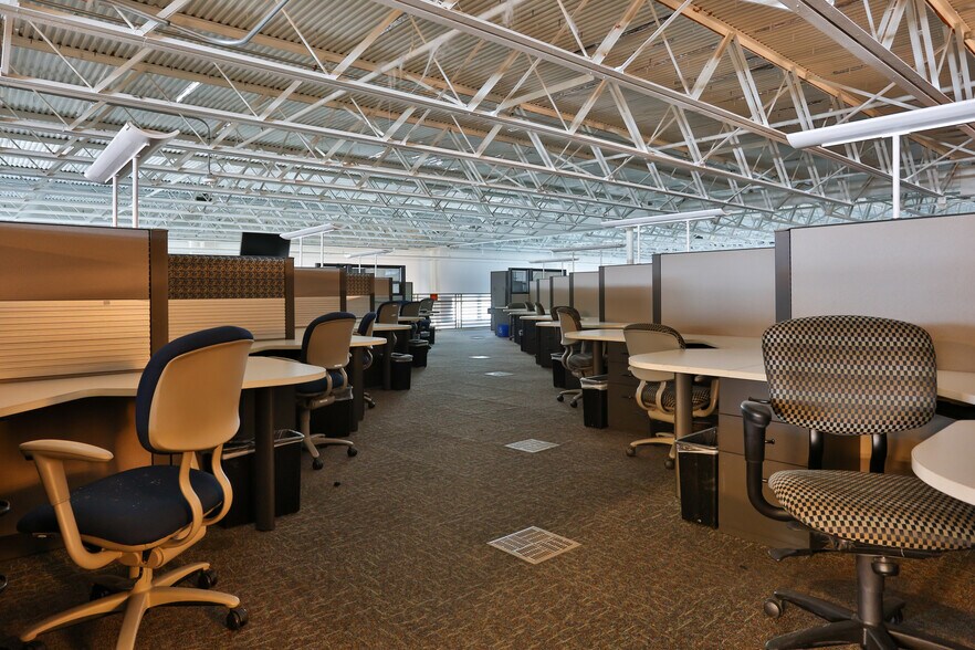 More Photos Of 7000 San Pedro Ave, San Antonio Office For Sale