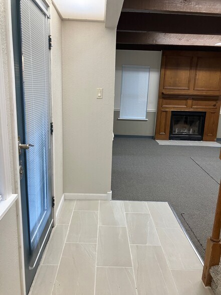 More Photos Of 11920 N Interstate 35, Austin Medical For Lease