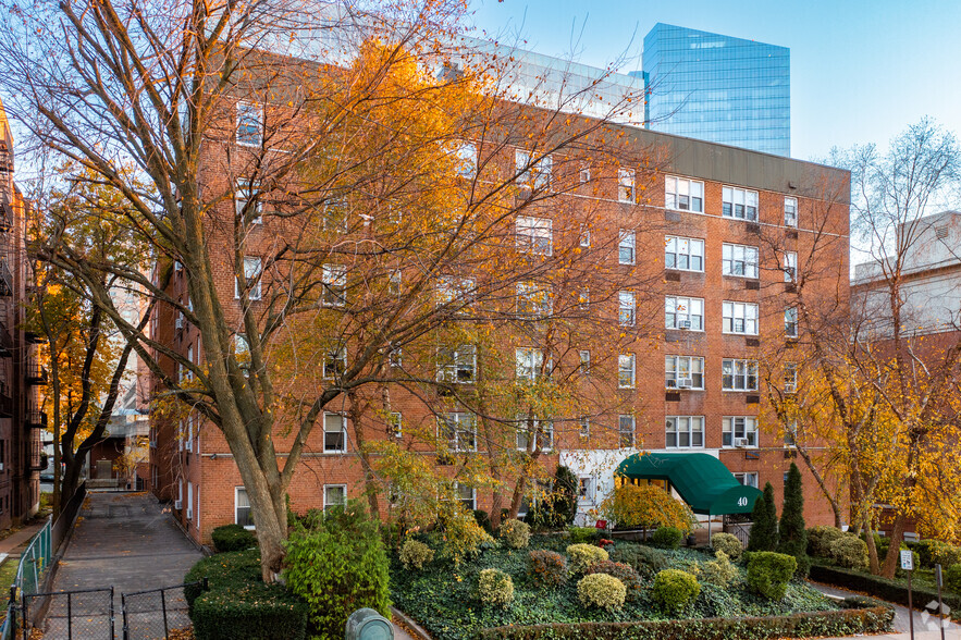 Primary Photo Of 40 Barker Ave, White Plains Apartments For Lease