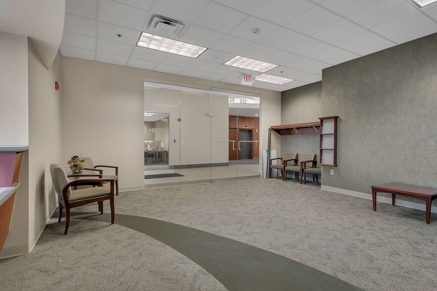 More Photos Of 2351 Connecticut Ave S, Sartell Office For Lease