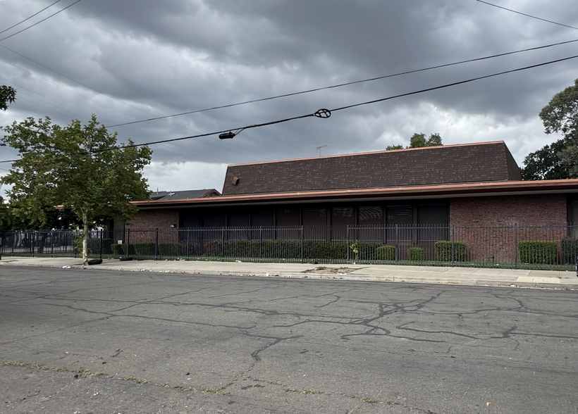 More Photos Of 1401 N Hunter St, Stockton Office For Sale