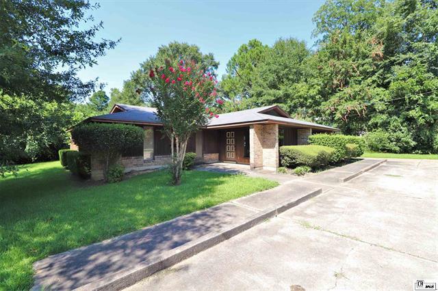 Primary Photo Of 917 Lynwood Ave, Bastrop Medical For Sale