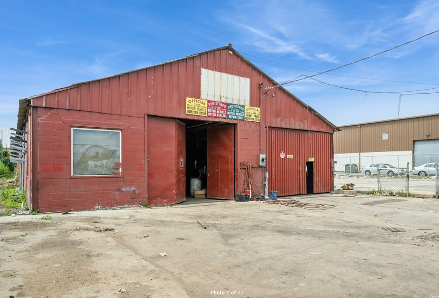 Primary Photo Of 3578 Maple Ct, Oceanside Warehouse For Lease