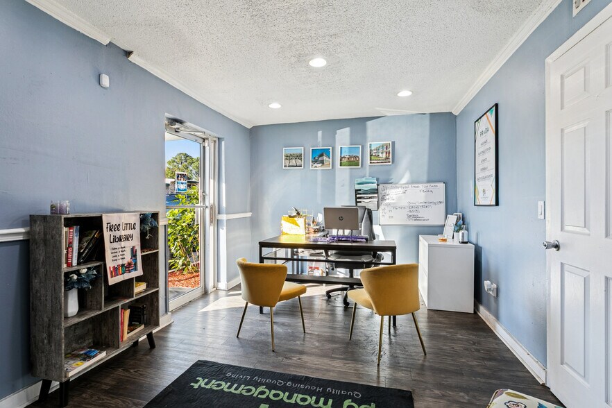 More Photos Of 3300 Garden Oaks Dr, New Orleans Apartments For Sale