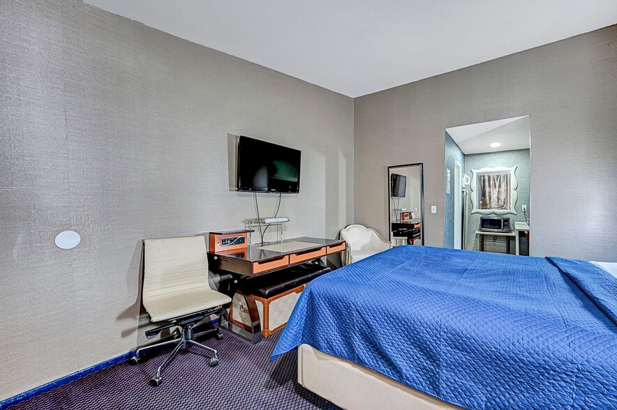 More Photos Of 2855 Fremont St, Las Vegas Hotel For Sale