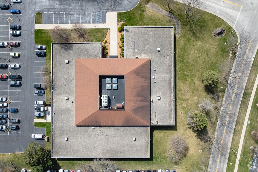 More Photos Of 1480 Ford St, Maumee Office For Sale