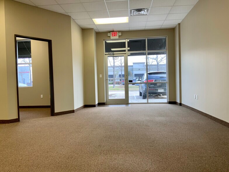 More Photos Of 1804 Owen Ct, Mansfield Light Distribution For Sale