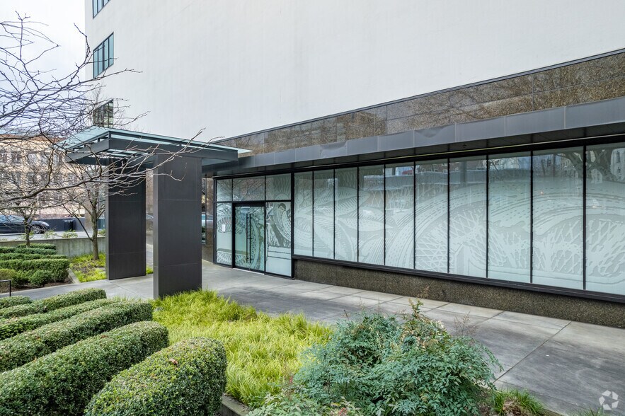 More Photos Of 907-915 SW Harvey Milk St, Portland Office For Lease