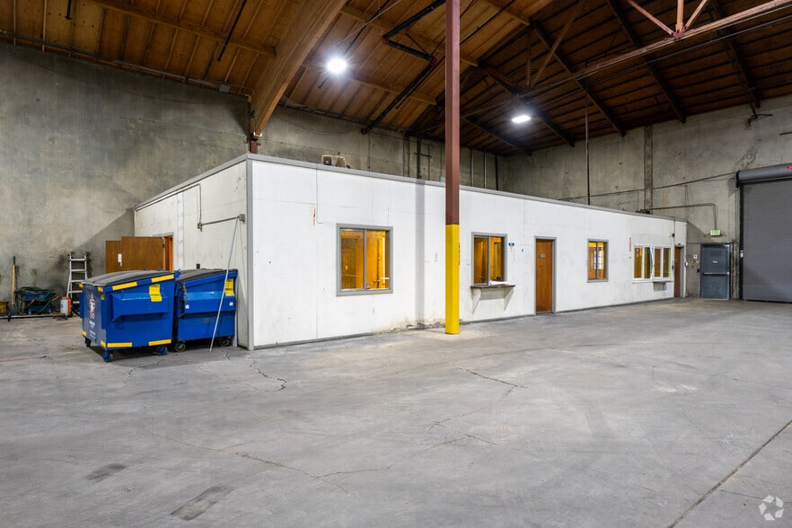 More Photos Of 1203 N Gertrude Ave, Stockton Distribution For Sale