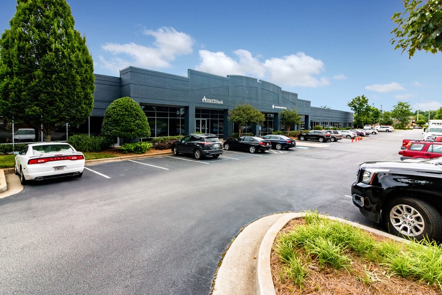 More Photos Of 6700 Sugarloaf Pky, Duluth Unknown For Lease