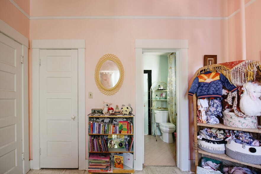 More Photos Of 200 E Vista St, Bisbee Movie Radio TVStudio For Sale