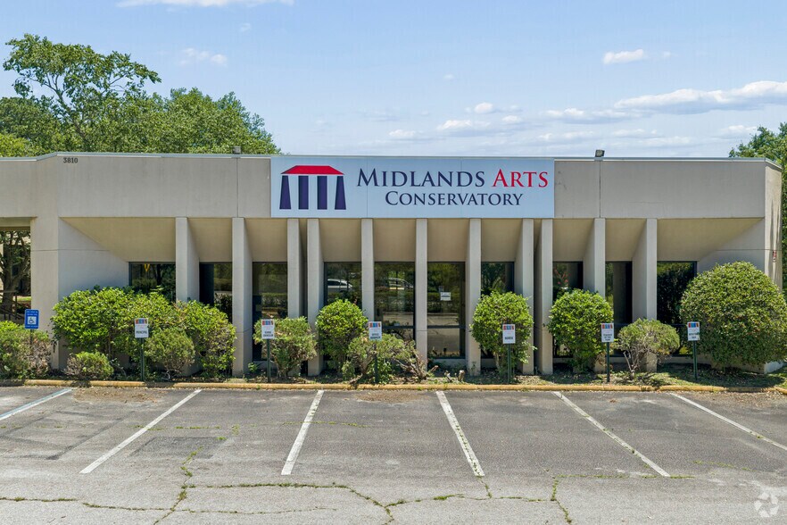 More Photos Of 3806 N Main St, Columbia Schools For Sale