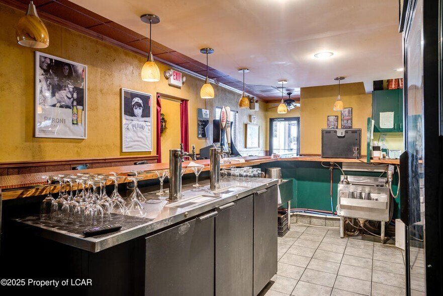 More Photos Of 1190 Sans Souci Pky, Hanover Township Restaurant For Sale