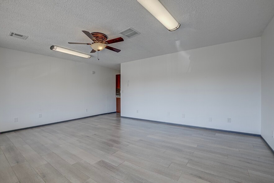 More Photos Of 408 W Main St, Payson Freestanding For Sale