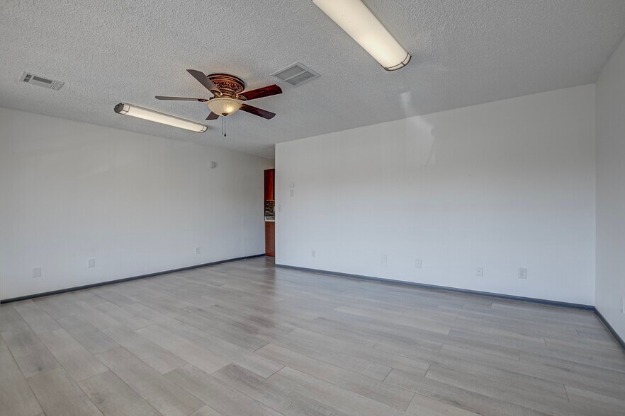 More Photos Of 408 W Main St, Payson Freestanding For Sale