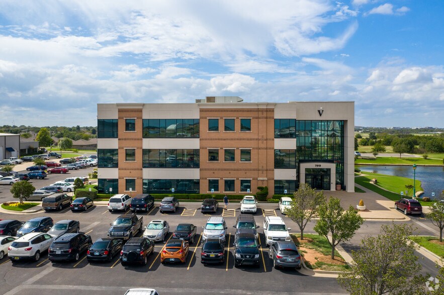 More Photos Of 7919 Mid America Blvd, Oklahoma City Office For Lease