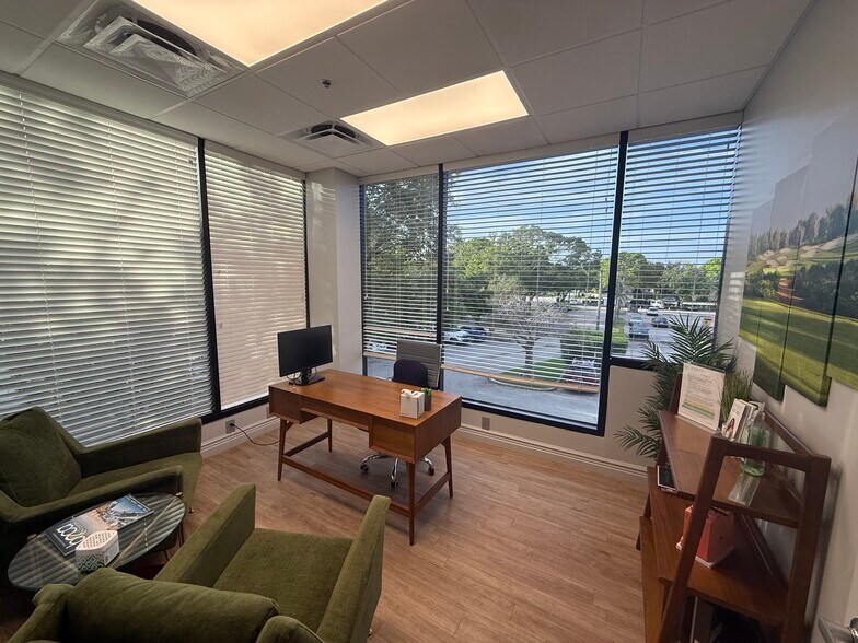 More Photos Of 9970 S Central Park Blvd, Boca Raton Medical For Lease