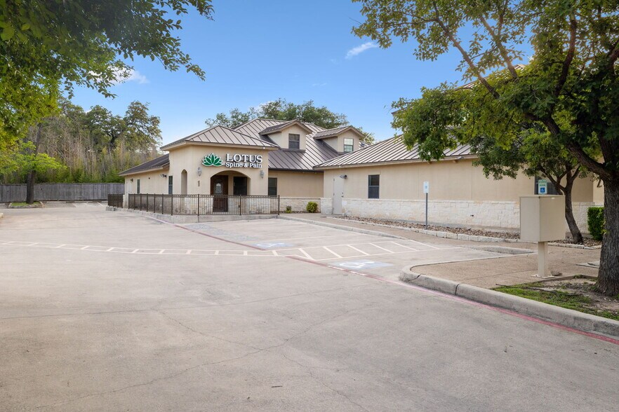 Primary Photo Of 2128 Babcock Rd, San Antonio Medical For Sale