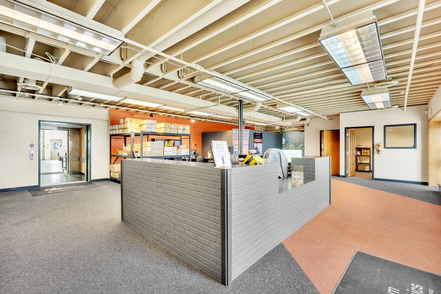 More Photos Of 2170-2180 Victor Pl, Colorado Springs Warehouse For Sale