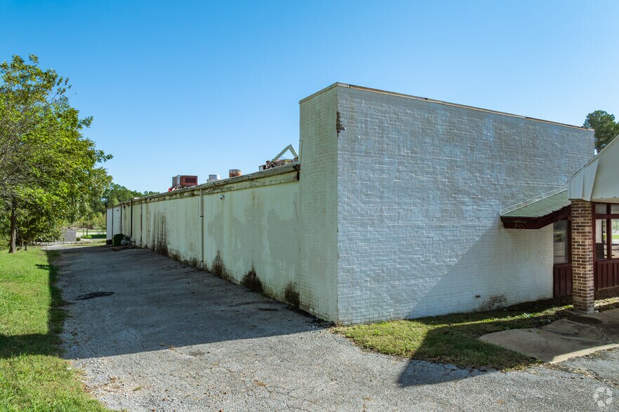 More Photos Of 4594 Yale Rd, Memphis General Retail For Sale