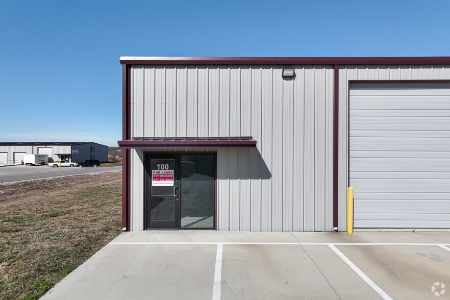 More Photos Of 4580 J D Mouser Pky, Alvarado Unknown For Lease