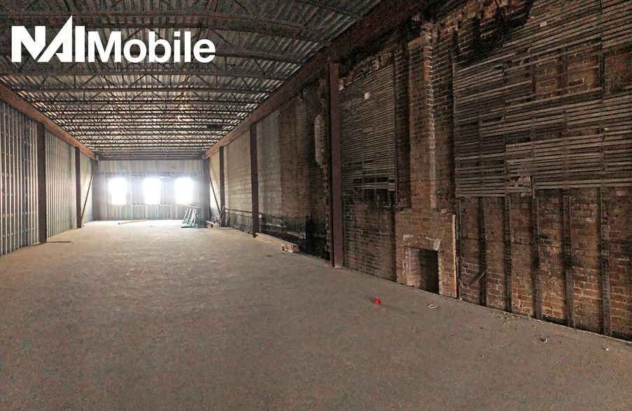 More Photos Of 210 Dauphin St, Mobile Storefront Retail Office For Lease