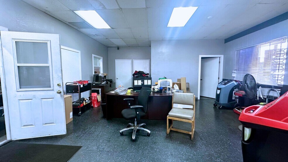 More Photos Of 8981-8983 Rose Ave, Montclair Auto Repair For Sale