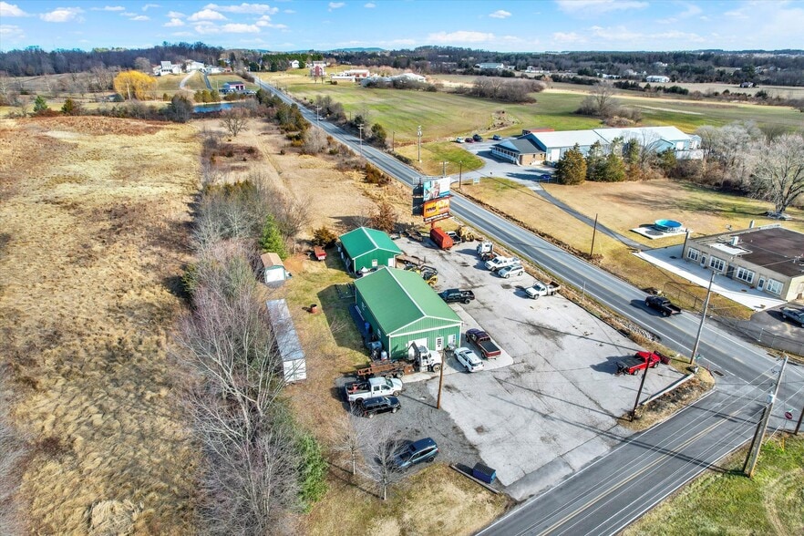 More Photos Of 276 Kingsdale Rd, Littlestown Auto Repair For Sale