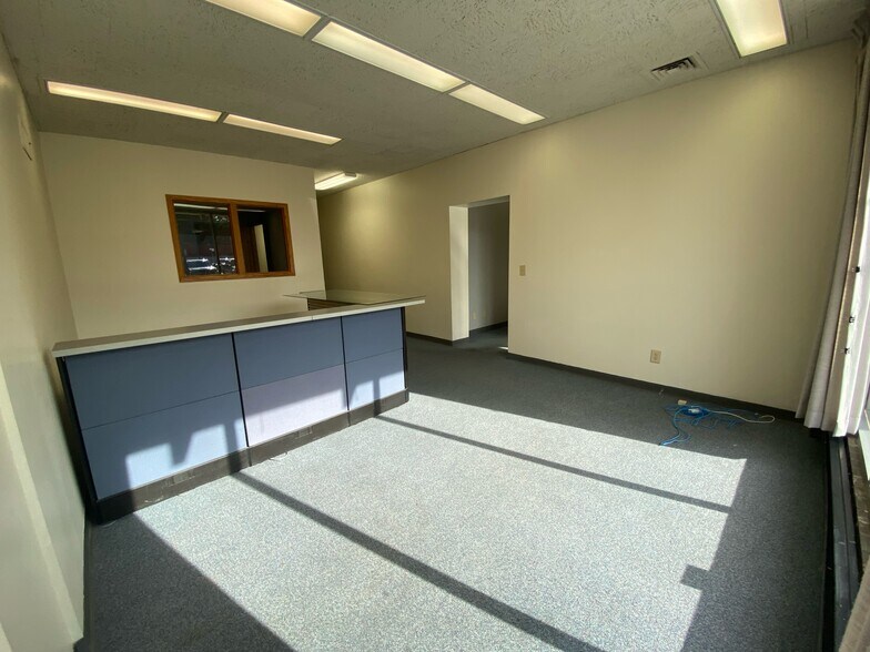 More Photos Of 20 Pearl St, Council Bluffs Office For Sale